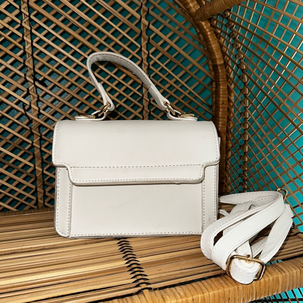White Handbag with Detachable Strap